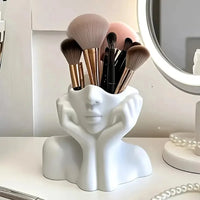 Artistic Face-Shaped Makeup Brush Holder